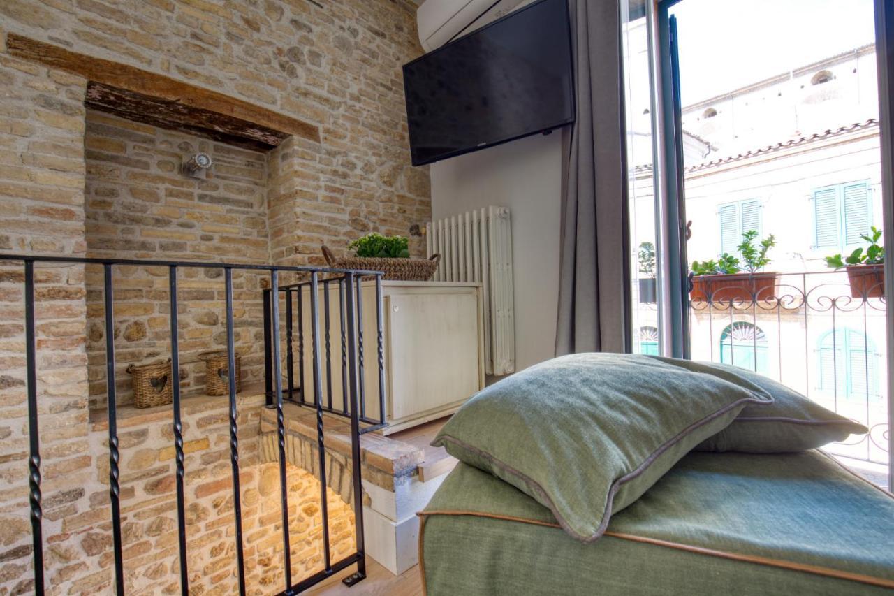 Residenza Amblingh Bed & Breakfast Vasto Exterior photo