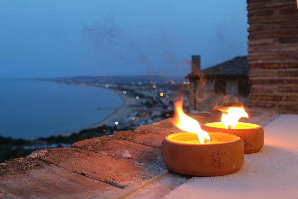 Residenza Amblingh Bed & Breakfast Vasto Exterior photo